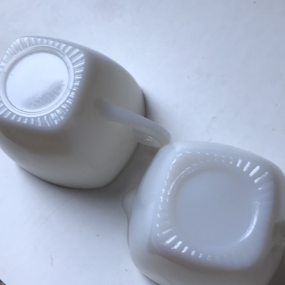 Vintage Anchor Hocking milk glass cream and sugar - Picture 10 of 11